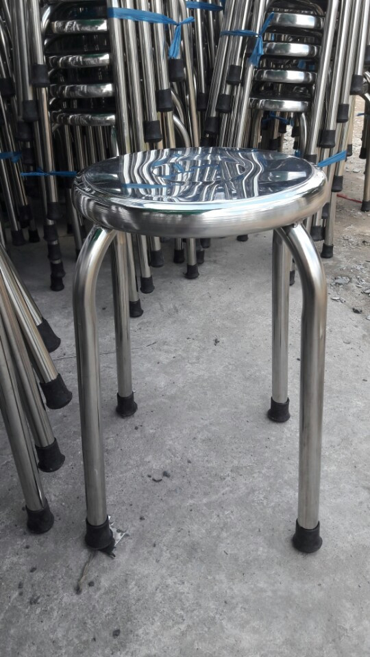 Những ưu điểm nổi bật của ghế inox 304